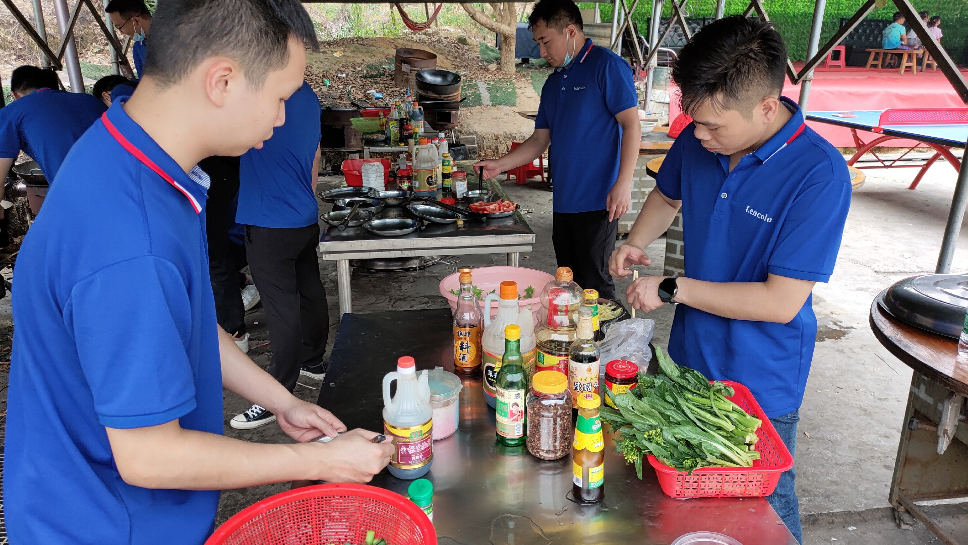 松湖騎行，穿樹飛花；農(nóng)家休閑，擁抱自然